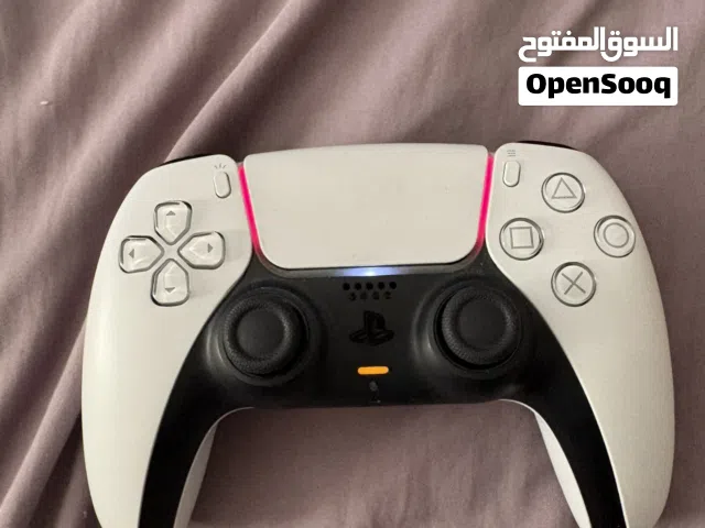 يد بلايستيشن فايف جديد استعمال خفيف للبيع