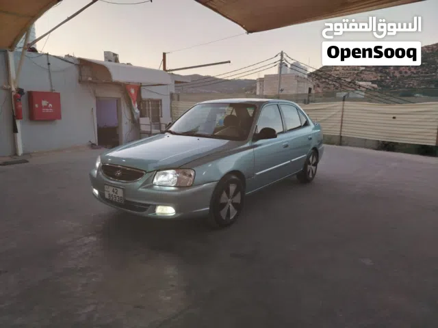 2009 هيونداي فيرنا Standard