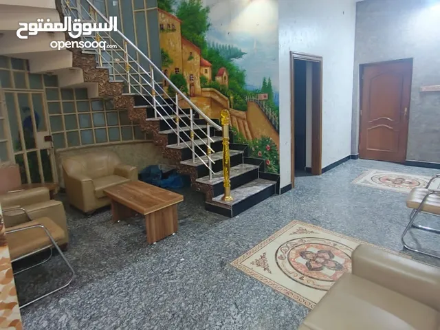 200 m2 5 Bedrooms Townhouse for Rent in Basra Other