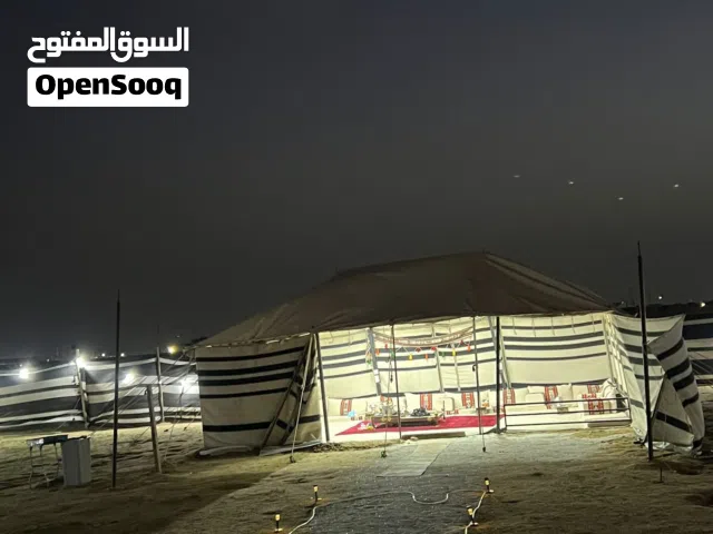 للبيع مخيم منصوب كامل