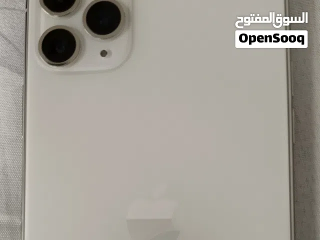 ايفون 11 برو ماكس للبيع الذاكرة 256 لون ذهبي مميز مبدل شاشة اصلية ثلث خيارات ومبدل بطارية اصلية