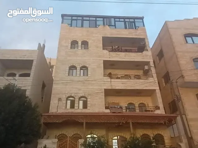 144 m2 3 Bedrooms Apartments for Sale in Zarqa Jabal Tareq