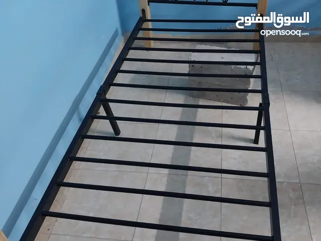 تختين حديد
