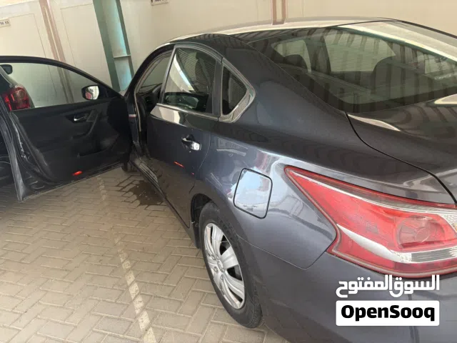 Nissan Altima 2013 for Sale. Neat and clean family car. Ready to be driven in good working condition