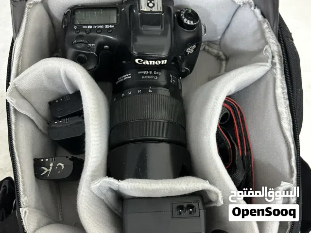 Canon 7D Mark II + عدسة 18-135 + 3بطاريات + جنطة  حالة ممتازة