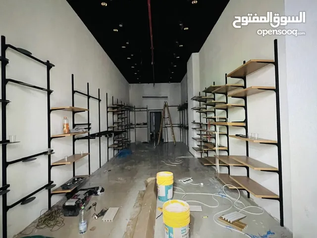 الهيبرون الجديد الطابق التالت الطول 16متر العرض 345 الارتفاع 4 متر منطقة حيويه بلقرب من مواقف taxi