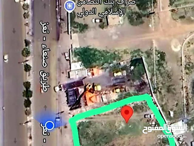 ارضية 33 لبنة للبيع على شارع تعز