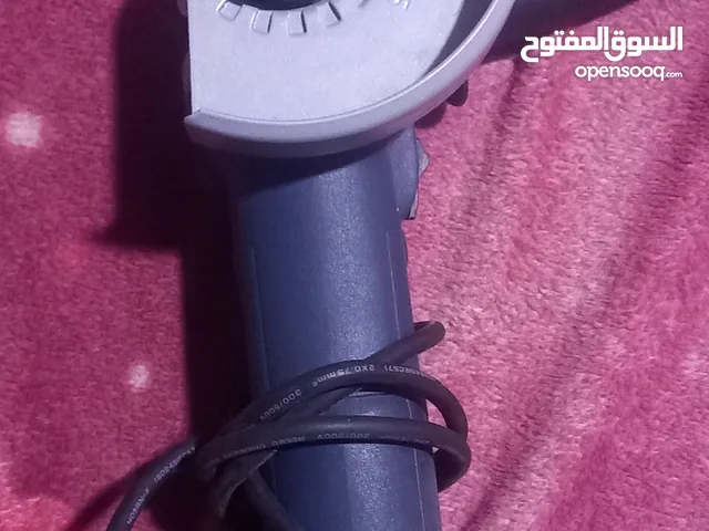 الماكينة القطع المعادن