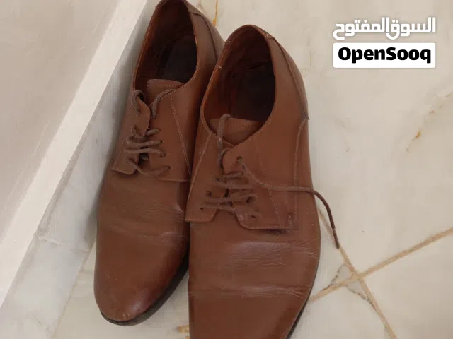 42 Casual Shoes in Asfi