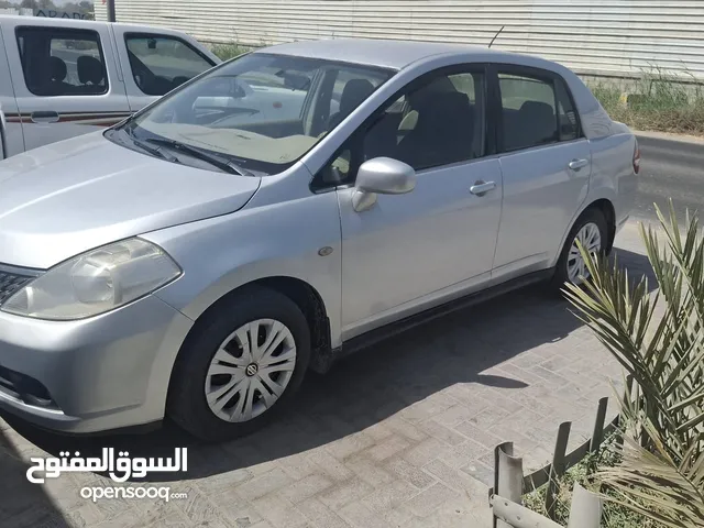 Nissan tiida 2006