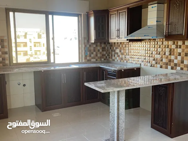 122 m2 4 Bedrooms Apartments for Sale in Amman Al Muqabalain