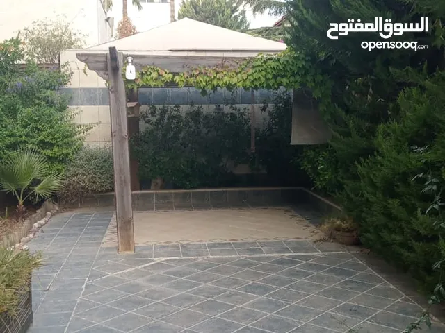فيلا متلاصقة للبيع او للايجار في دير غبار - 14237