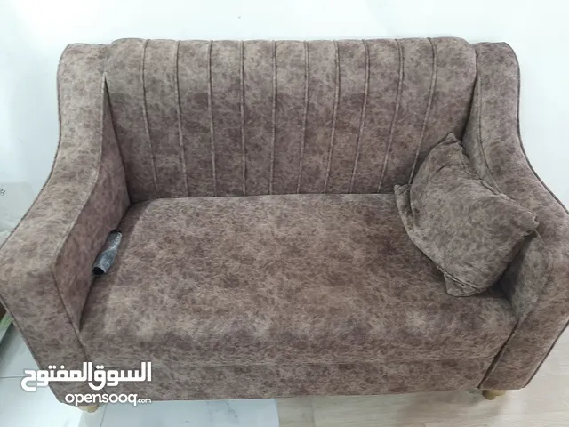 Very good 3 sitter sofa with pillows