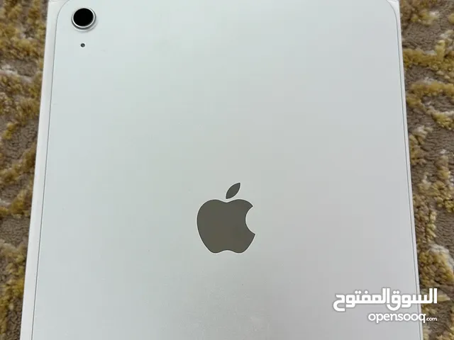 Apple iPad 10 64 GB in Mubarak Al-Kabeer
