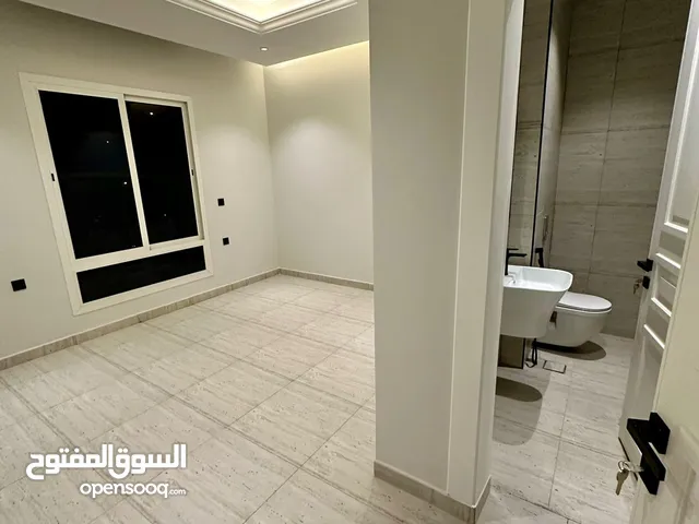 106 m2 3 Bedrooms Apartments for Rent in Al Riyadh Al Malqa