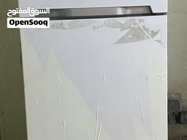 ثلاجة حجم كبير للبيع