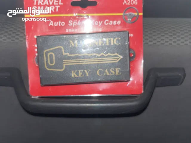 تخزين مفاتيح بالمغناطيس برع سياره
