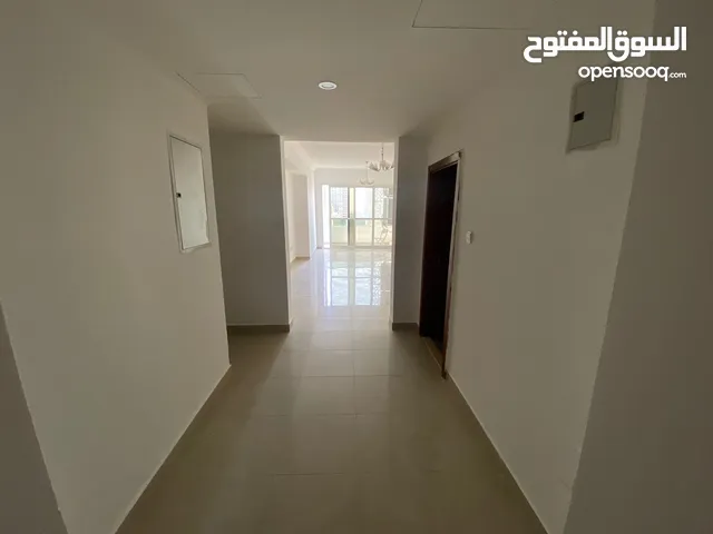 2700ft 2 Bedrooms Apartments for Rent in Sharjah Al Majaz