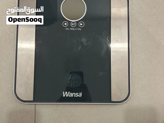 ميزان لقياس الوزن جيد جداً وممتاز