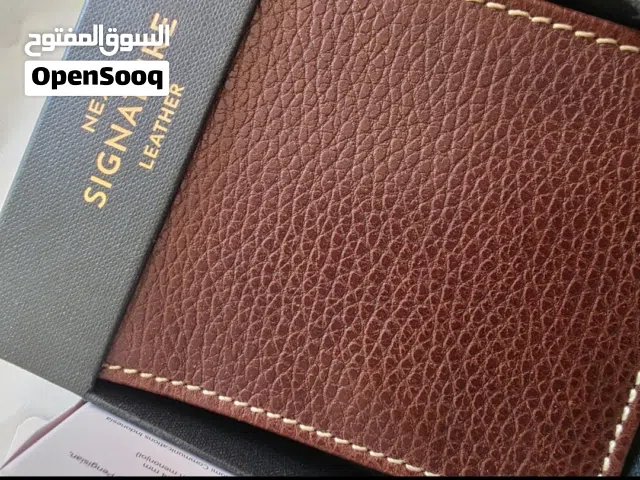 محفظة جلد لون بني Next Signature