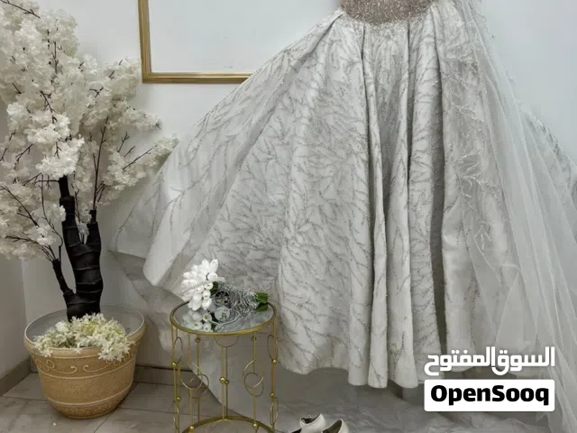 فستان زفاف