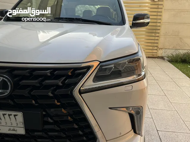 لكزس LX570 موديل 2016