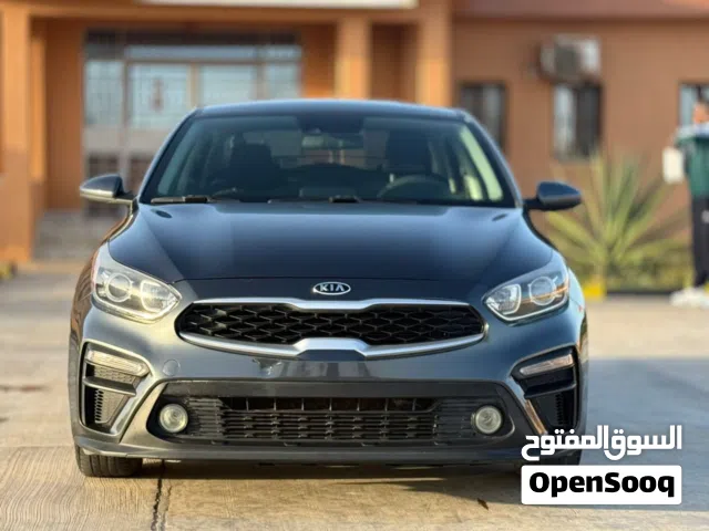 2021 كيا فورتي LX