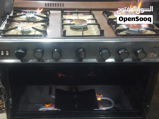 فرن إيطالي جليم جاز 5 عيون عازل للاوساخ مع ضمان صيانه للمنزل 4 شهور مركز احمد الوجيه شارع الرقاص