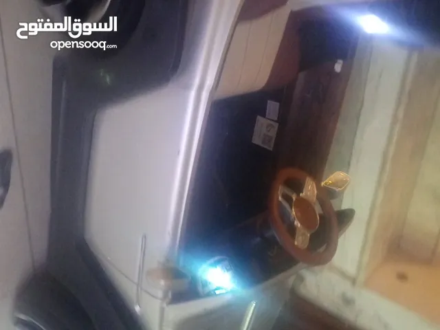سيارة كديلاك صالون للاطفال شحن تحتوي موسيقى واضواء