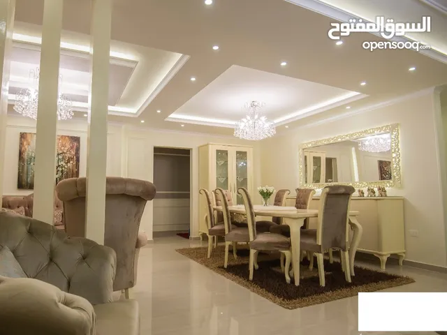 196 m2 3 Bedrooms Apartments for Sale in Giza Hadayek al-Ahram
