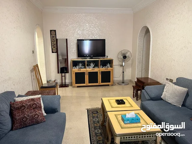 165 m2 3 Bedrooms Apartments for Rent in Amman Daheit Al Aqsa