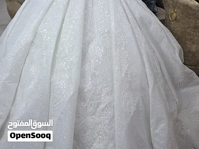 فستان عروسه للبيع