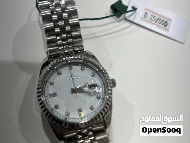 ساعة فيترون ابيض جديد