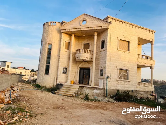 300 m2 4 Bedrooms Villa for Sale in Nablus New Nablus