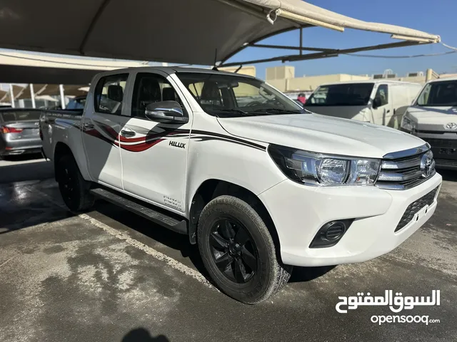 Used Toyota Hilux in Sharjah