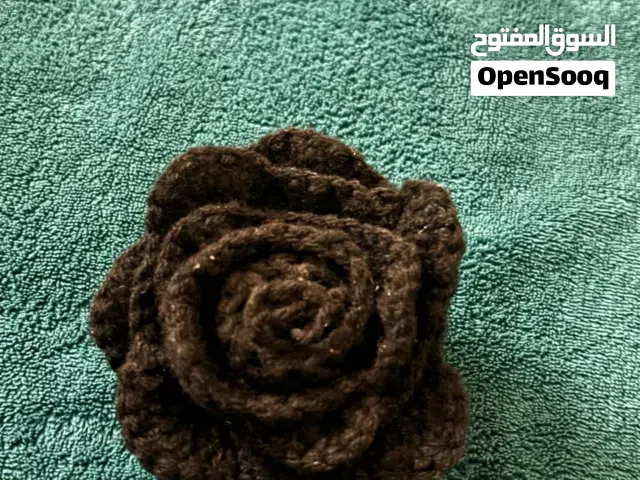 2 cute head band one black and other purple 2 cute scranchi one pink and other purple