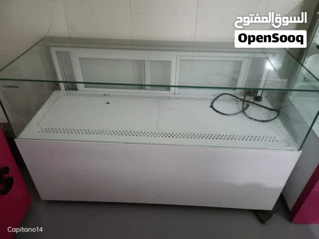 ثلاجة عرض كيك من شركة آيس بيرج ألماني الصنع