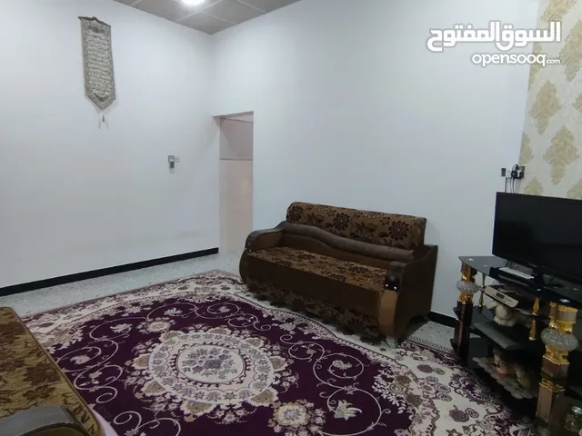 250 m2 2 Bedrooms Townhouse for Sale in Basra Al-Jazzera