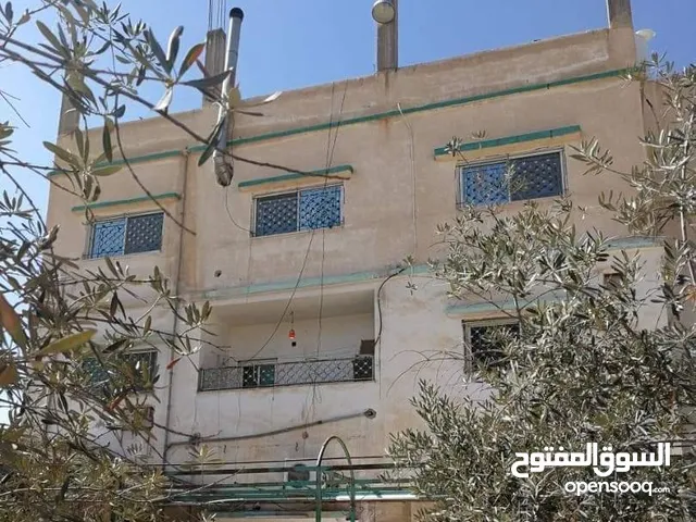 640 m2 4 Bedrooms Townhouse for Sale in Zarqa Other