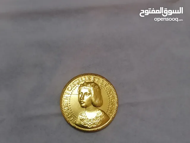 ميدالية ذهبية صغيرة نادرة للبيع