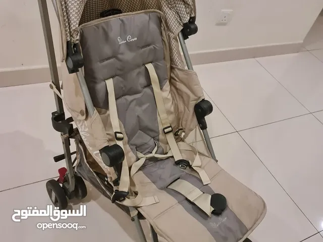 عربة أطفال ماركة silver cross موديل zest بحالة ممتازة كالجديدة مستعملة