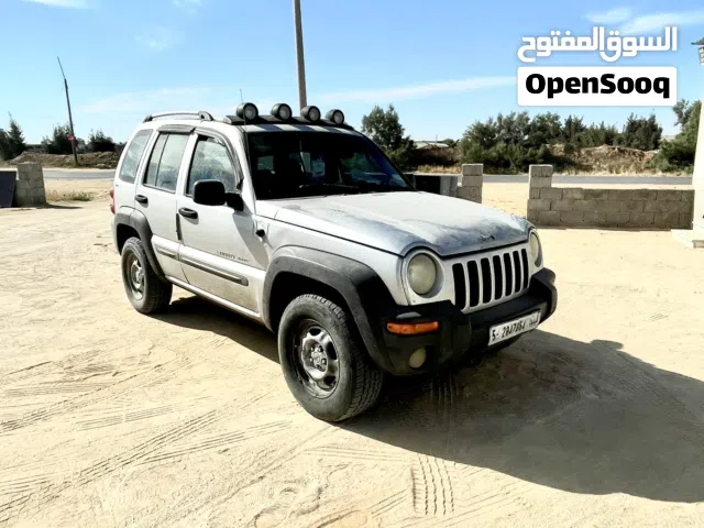 2002 جيب ليبرتى Sport