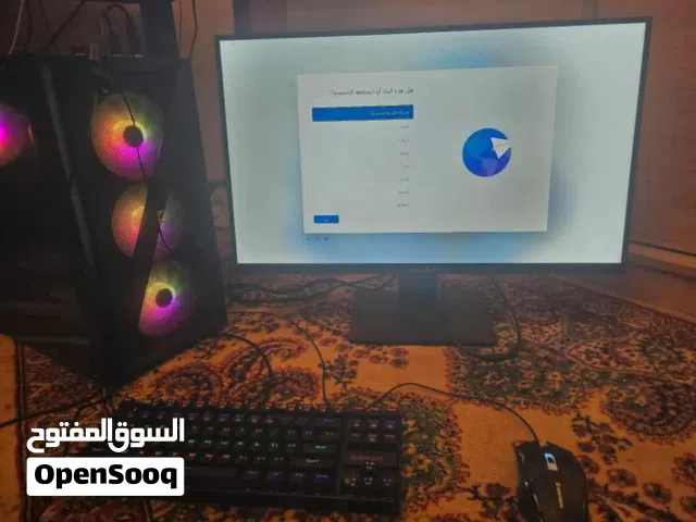 CPU: AMD Ryzen 5 8600G مدمج GPU: Radeon Graphics  Motherboard: MSI PRO A620M  RAM: 16GB DDR5 Storage