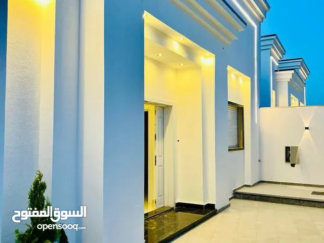 180m2 3 Bedrooms Townhouse for Sale in Tripoli Ain Zara