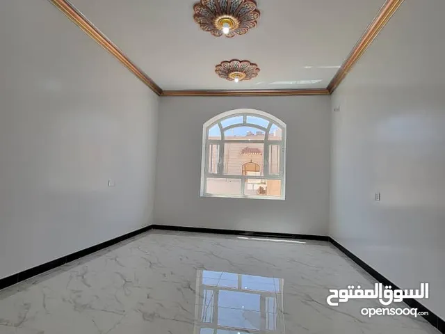 180 m2 4 Bedrooms Apartments for Rent in Sana'a Hayi AlShabab Walriyada