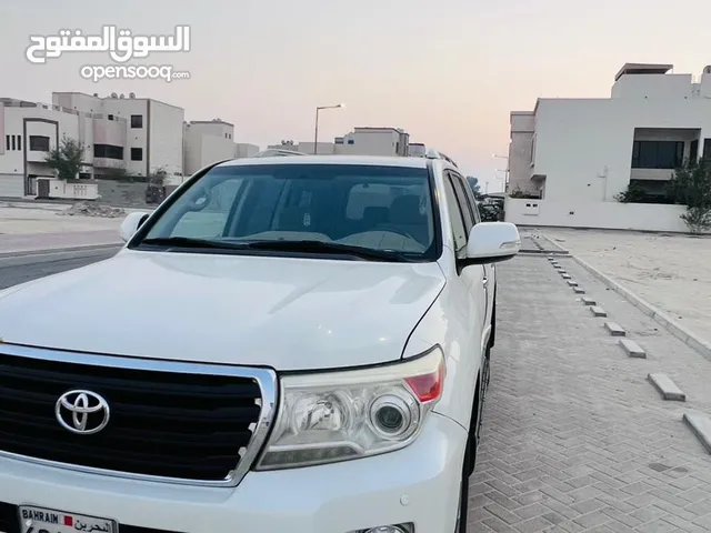 Used Toyota Land Cruiser in Muharraq