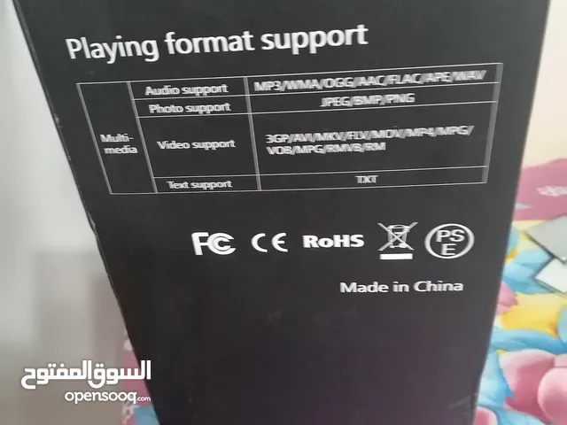 بروجكتور LED من طراز AAO YG620 / YG621، وهو جهاز عرض عالي الدقة Full HD مصمم للاستخدام المكتبي