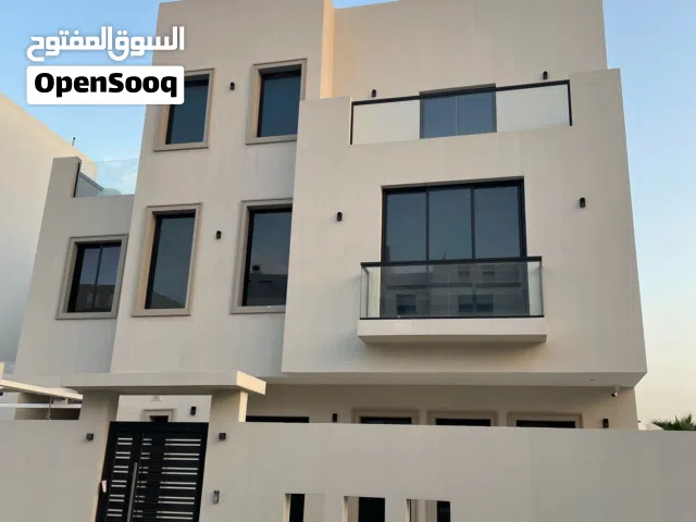 483 m2 5 Bedrooms Townhouse for Sale in Central Governorate Tubli