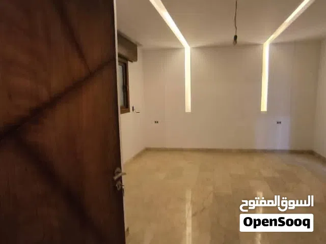 متاح فيلا فاخرة لي بيع