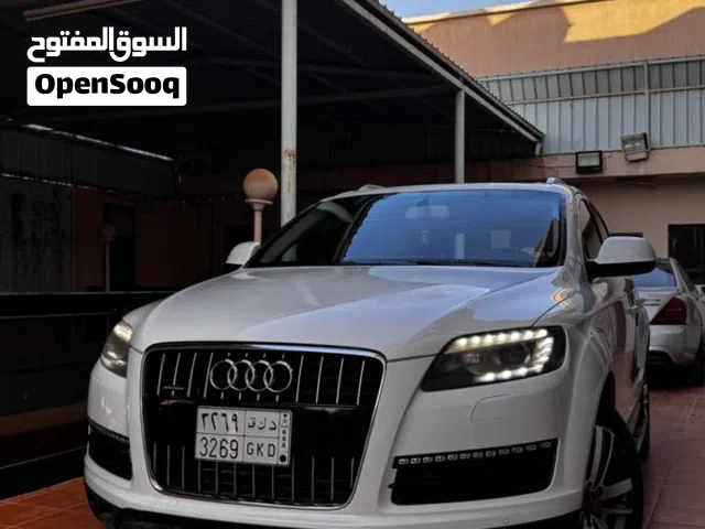 2014 أودي Q7 Standard